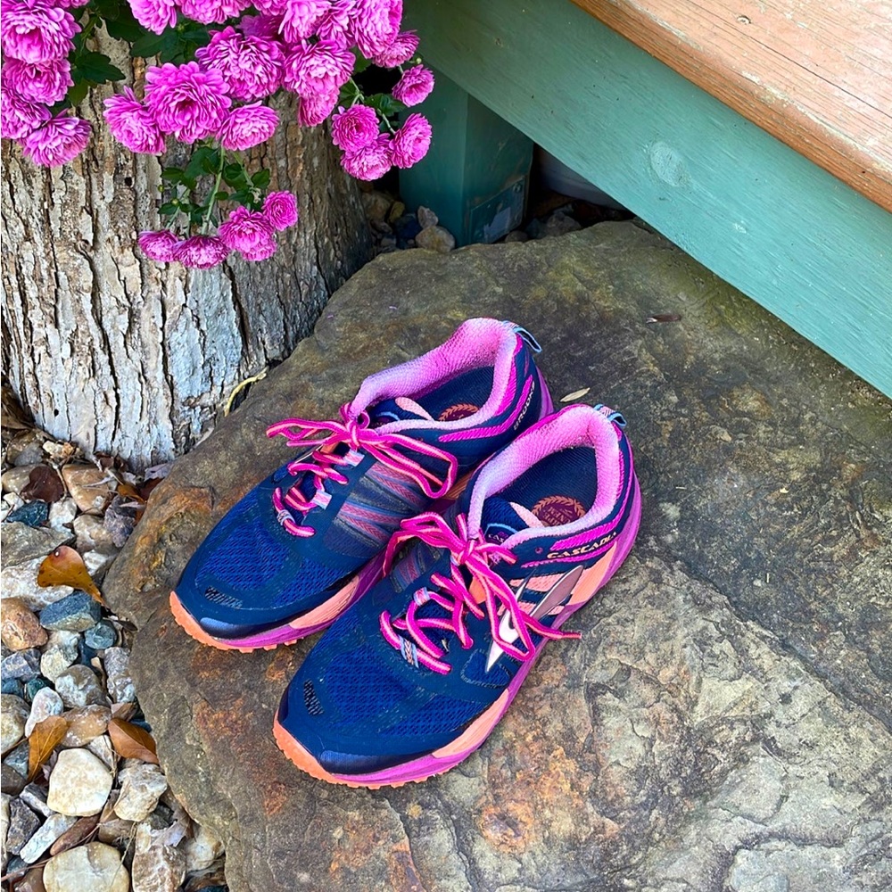 Brooks Cascadia Running Shoes